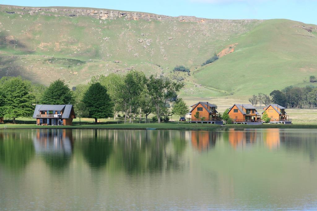 Sani Valley Nature Lodges Himeville Ruang foto