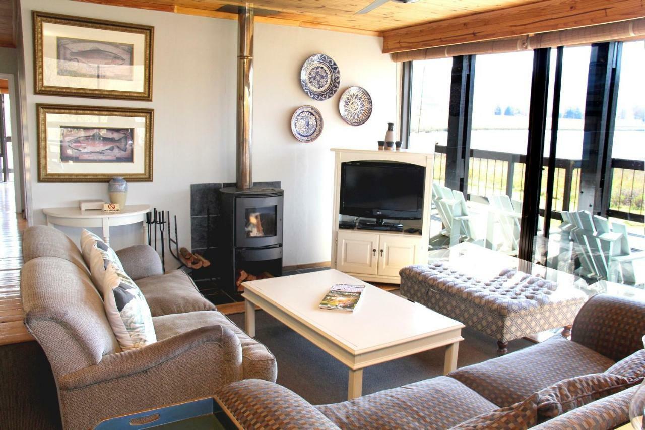 Sani Valley Nature Lodges Himeville Bagian luar foto